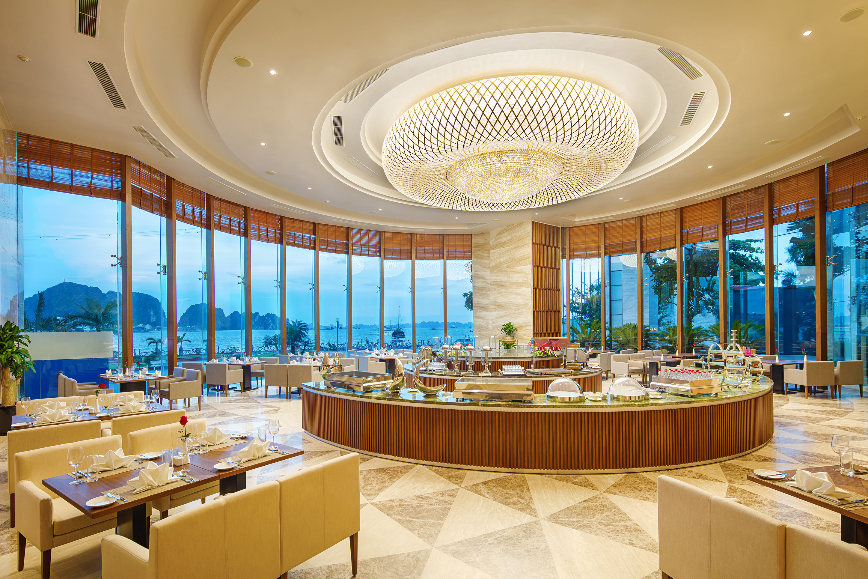 Wyndham Legend Halong Hotel restaurant in Halong, Other than US/Canada
